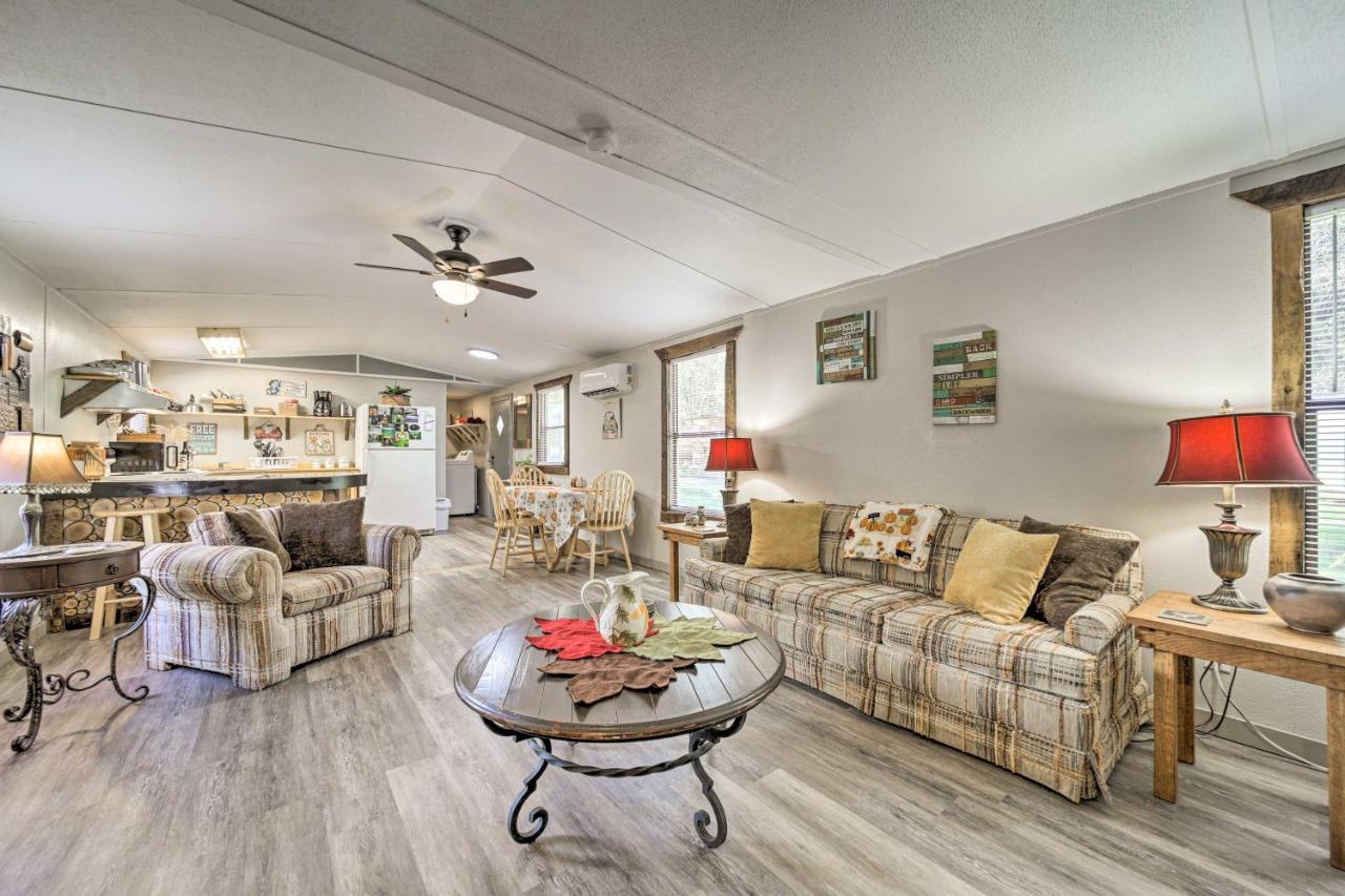 Smoky Mountain Vacation Rental With Hot Tub And Kayaks Whittier Esterno foto